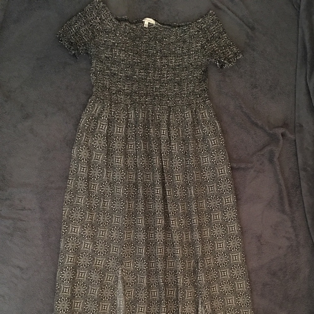 Maxi off the shoulder dress